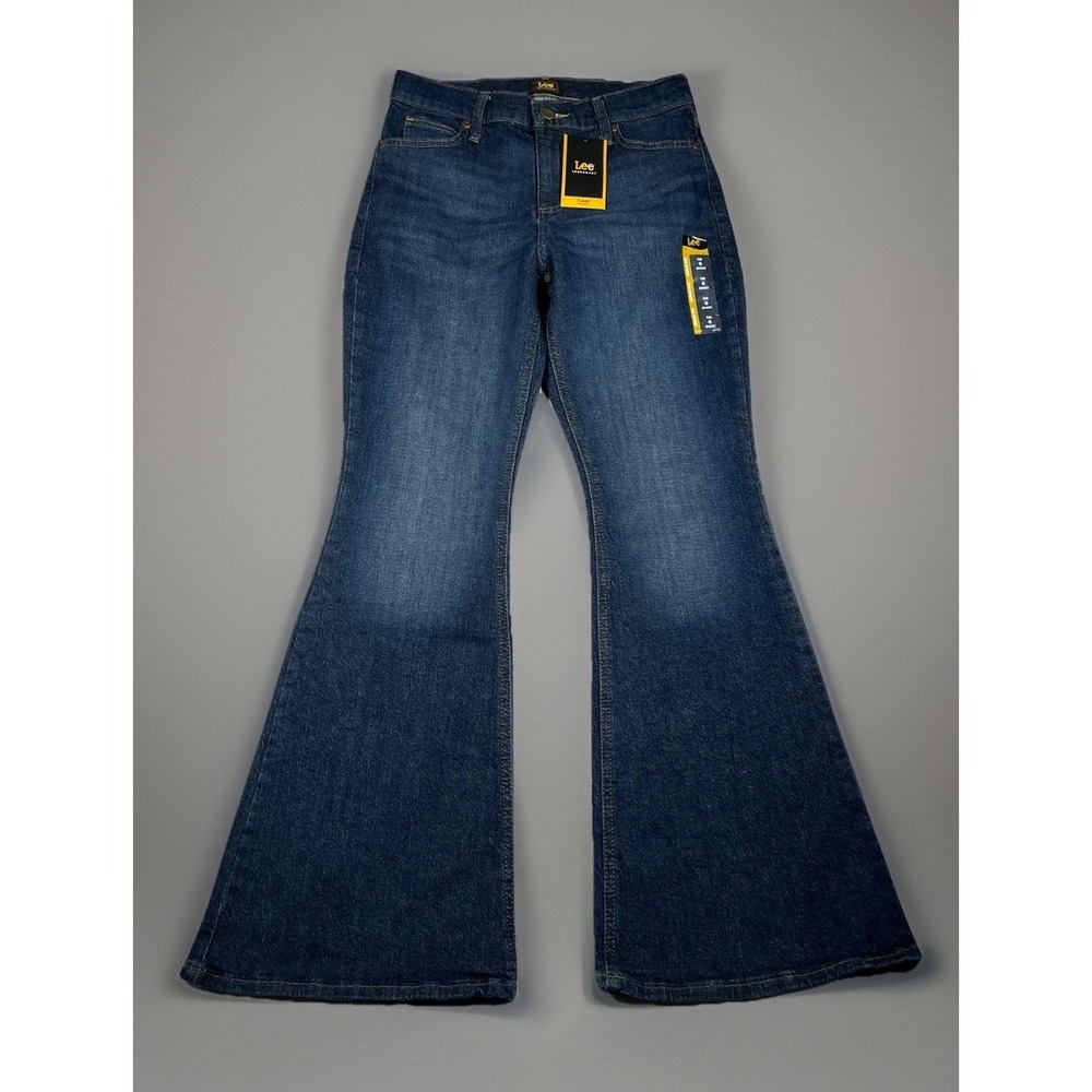 NWT-Lee Flare Jeans Womens‎ 6 Short Medium Wash High Rise Stretch Premium Denim